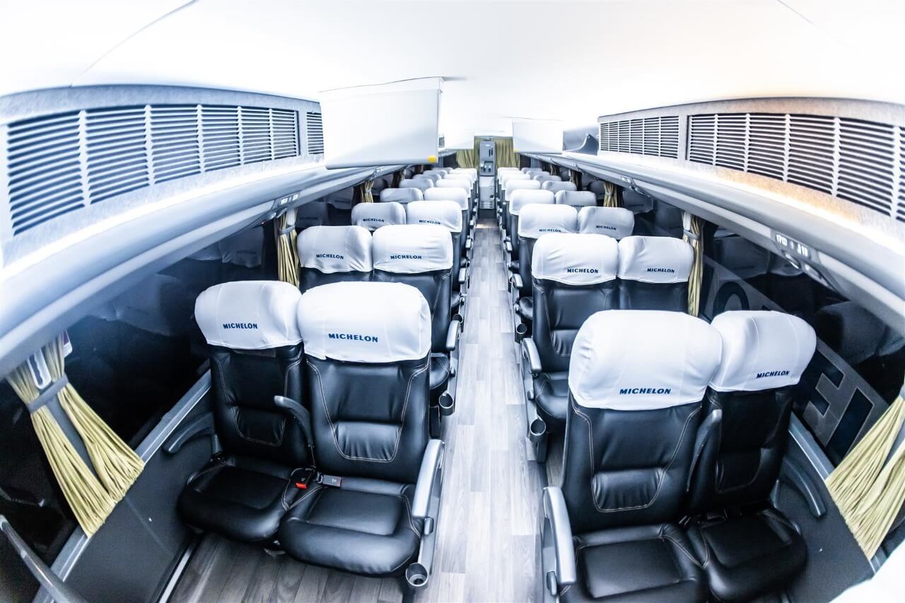 vista interna onibus michelon